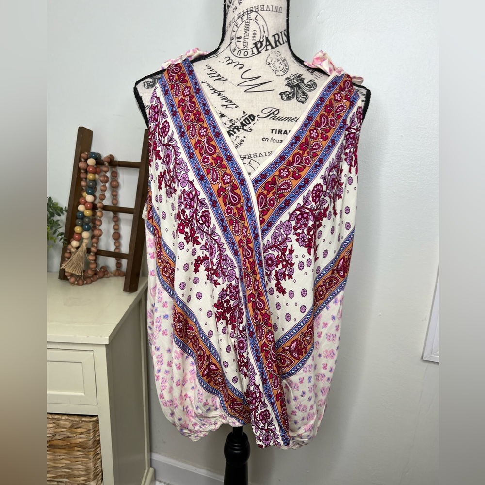 Heyson V-Neck Top
